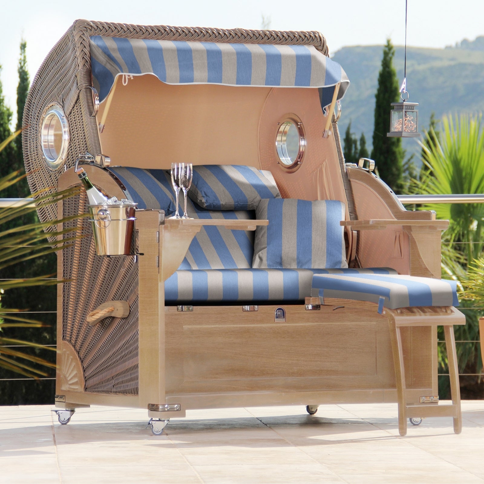 Der Eindrucksvolle Classic - Teak