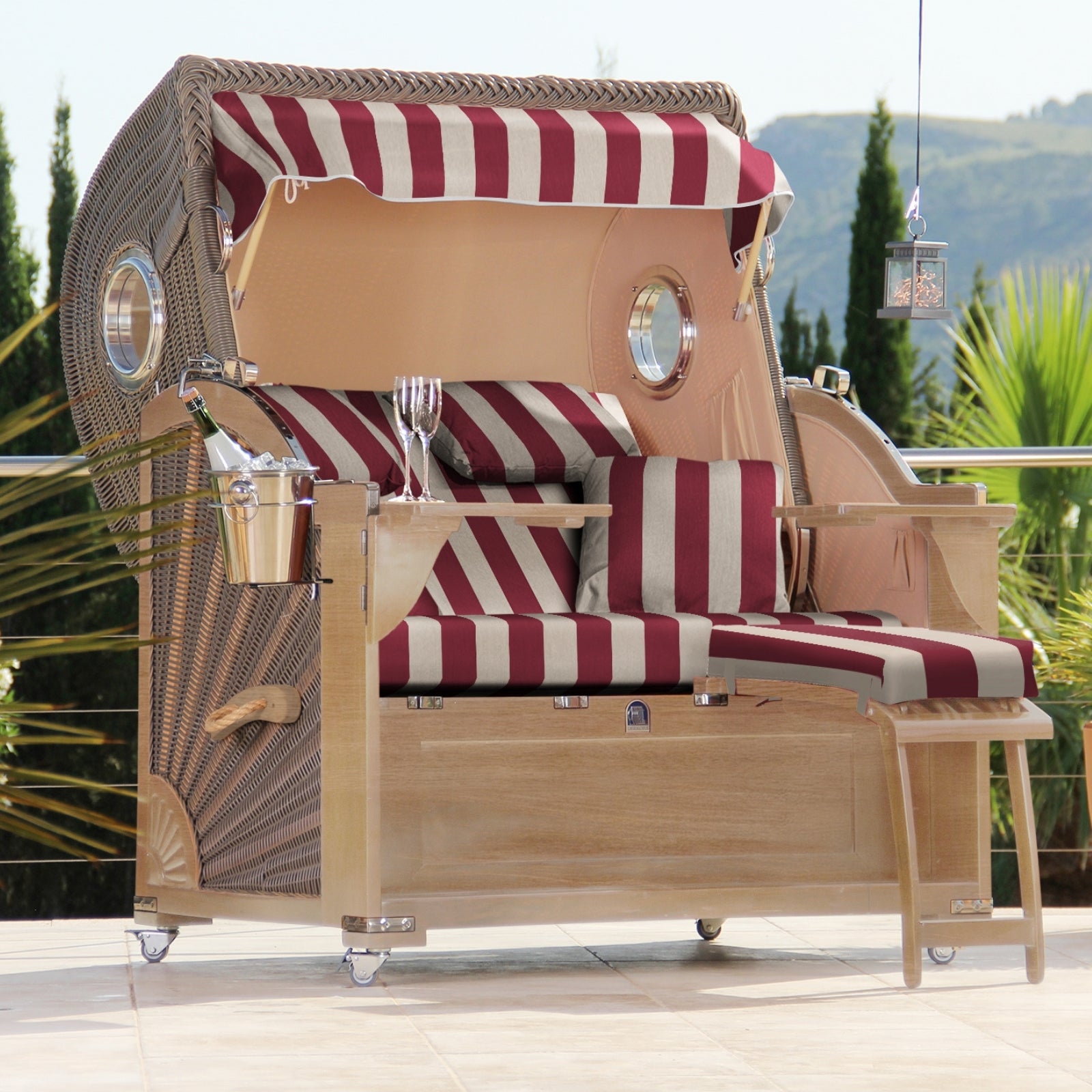 Der Eindrucksvolle Classic - Teak