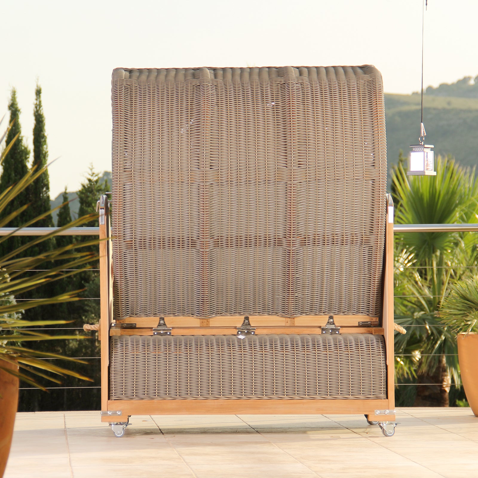 Der Eindrucksvolle Classic - Teak