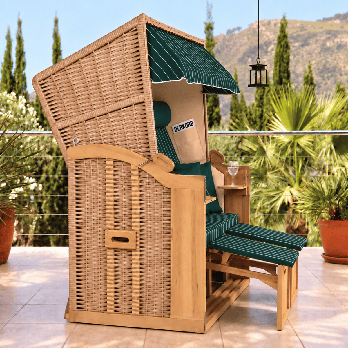Der Kompakte 2-Sitzer Natur Grün – Strandkorb für Balkon, Terrasse und Garten, Ansicht 1