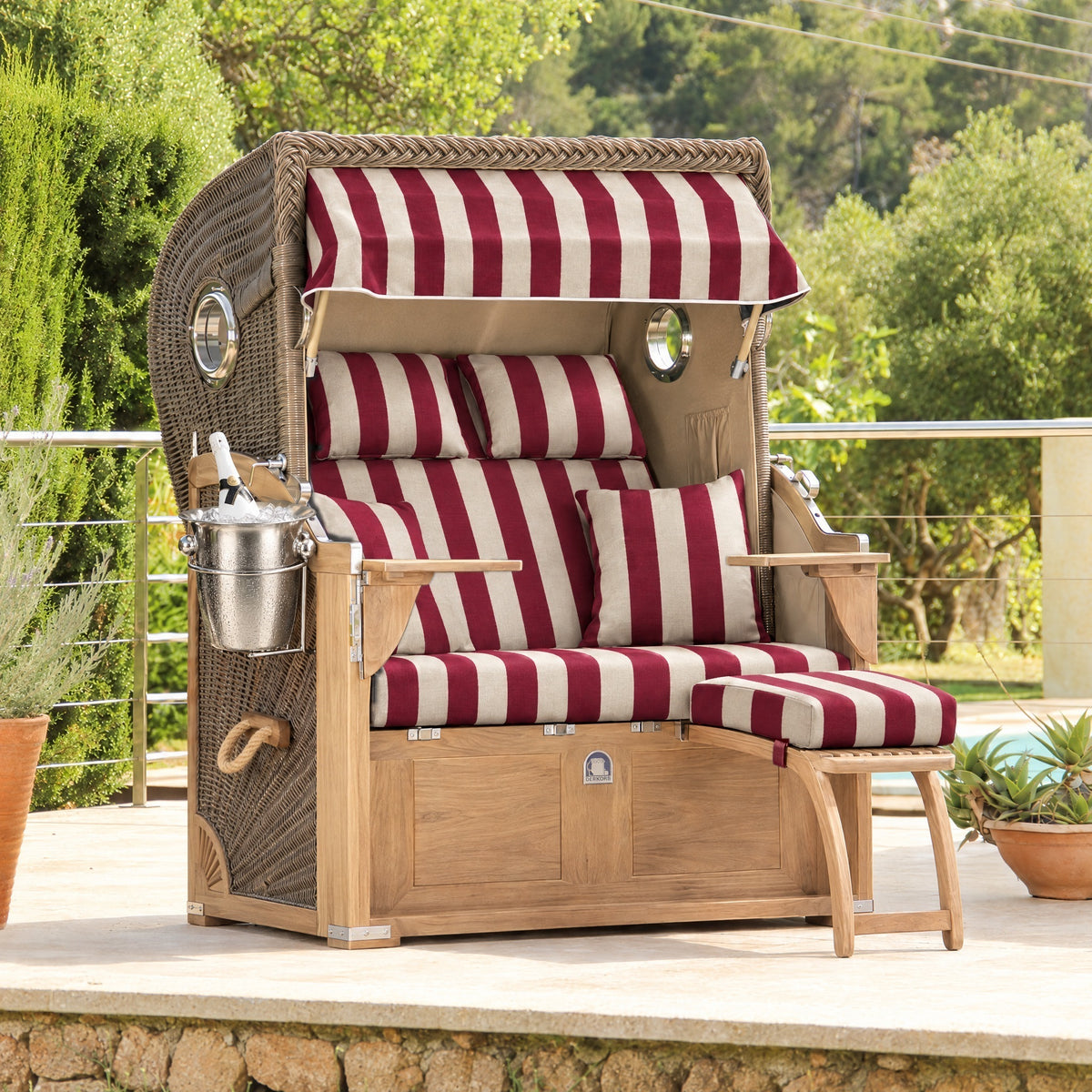 Der Ideale Teak – Bezug Rot Beige Blockstreifen